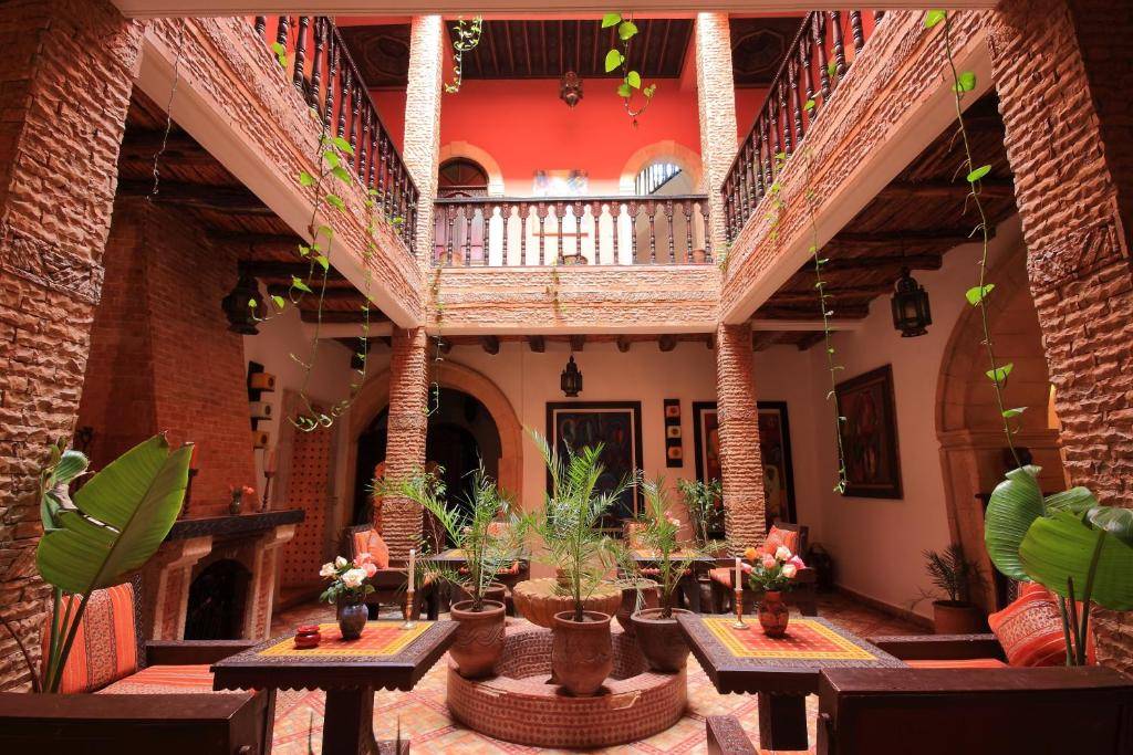 Trip 2 Days to The Gorgeous City Essaouira (Mogador)