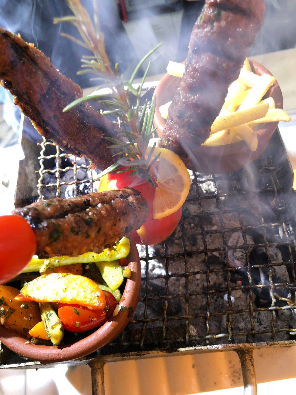 Lunch Experience, Moroccan restaurant Chouf L'Or with pickup