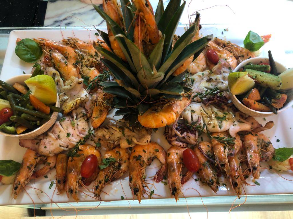 Lunch Experience, Moroccan restaurant Chouf L'Or with pickup