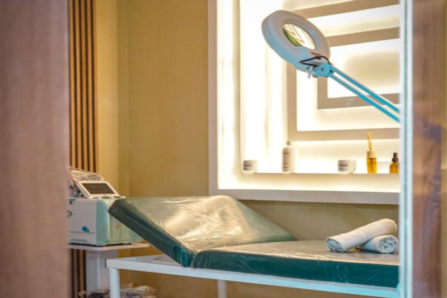Romantic Spa Experience with Dinner in Chouf L'Or Restaurant