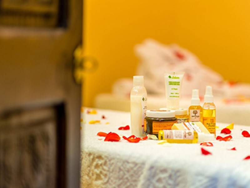 Marrakech: Palmeraie Quad Bike & Traditional Moroccan Spa
