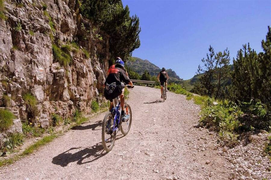 Bike Tour to Atlas Mountain and Berber village from Marrakech
