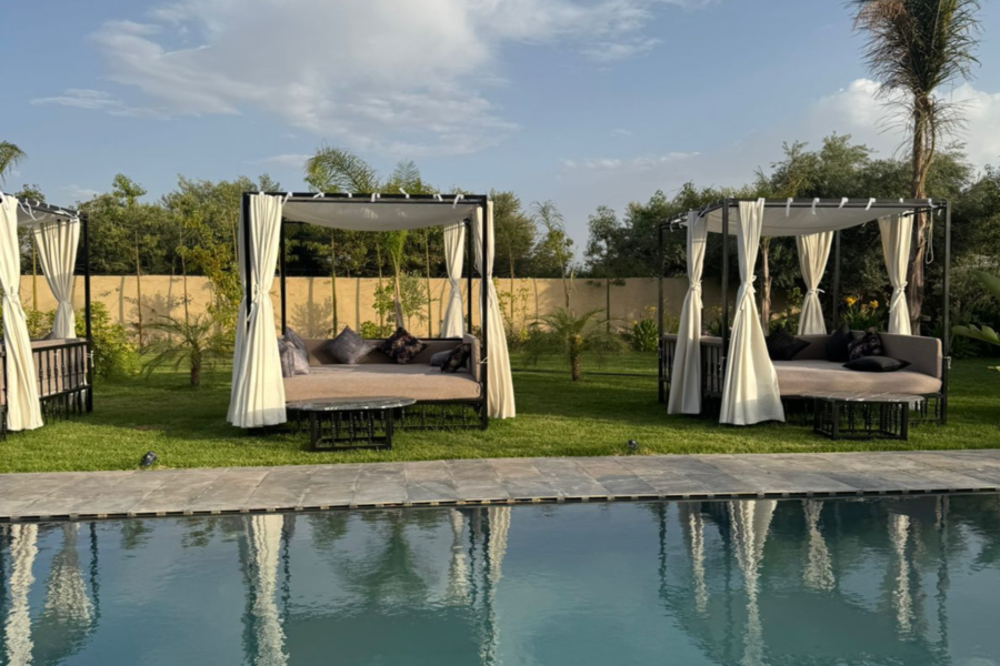 Marrakech Day Pass Pool Including Lunch and Shuttle - Chill Out