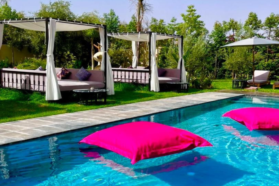 Marrakech Day Pass Pool Including Lunch and Shuttle - Chill Out