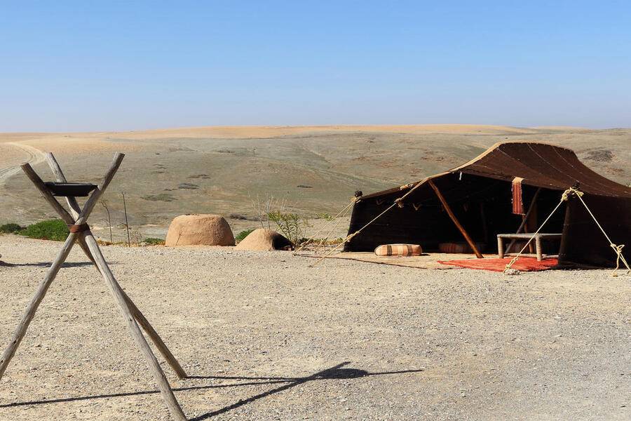 Sunset Camel Riding in Agafay Desert and Dinner in Chouf L'Or in Marrakech