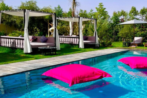 From Marrakech: Relaxing Villa Pool Day Pass with Moroccan Lunch