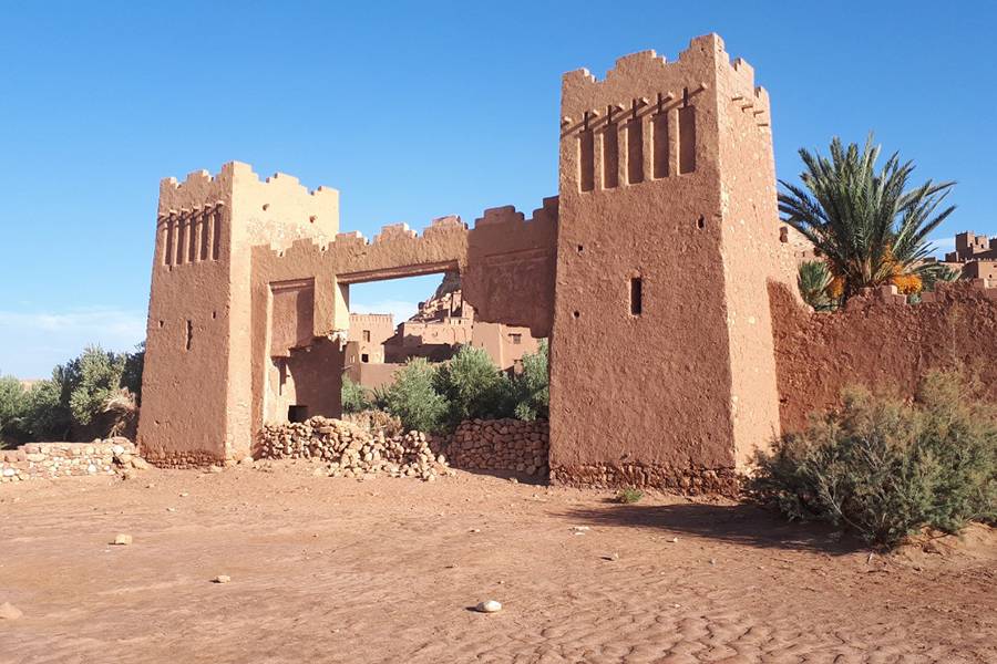 Ouarzazate, Kasbah Ait ben haddou & Oasis Fint 2 days Tour