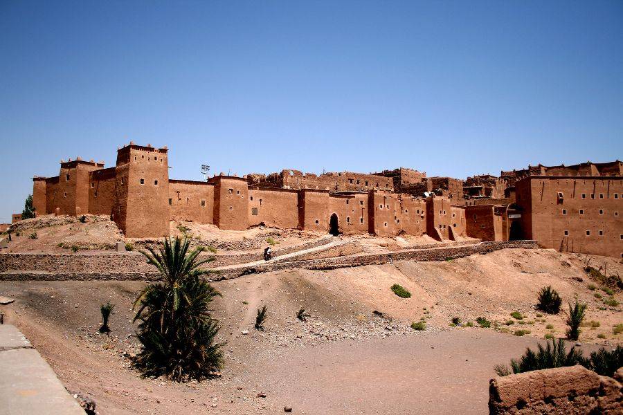 Ouarzazate, Kasbah Ait ben haddou & Oasis Fint 2 days Tour